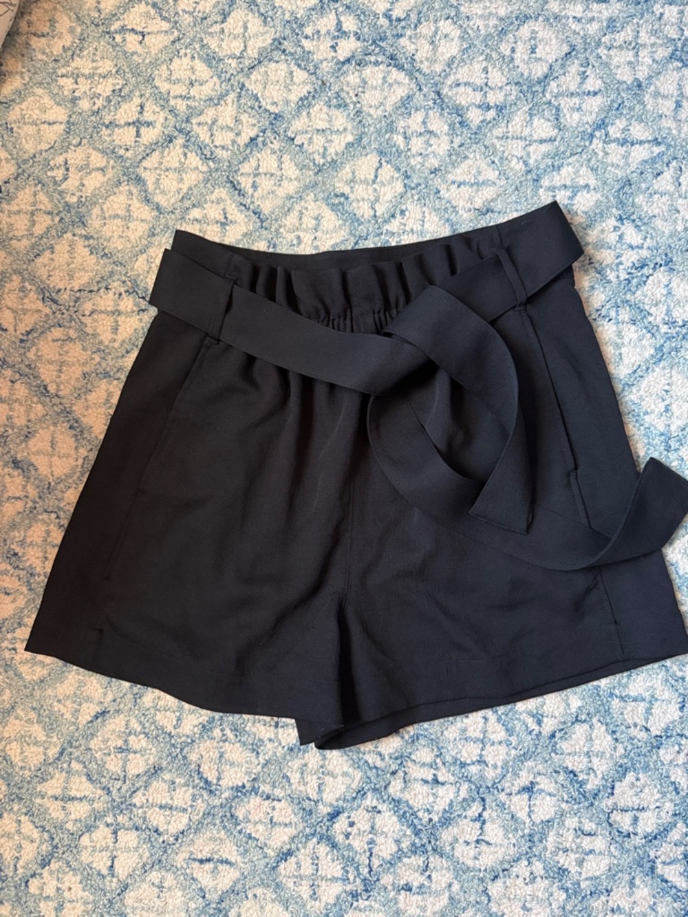 Wilfred Black Paperbag Waist Belted Shorts artizia size 10